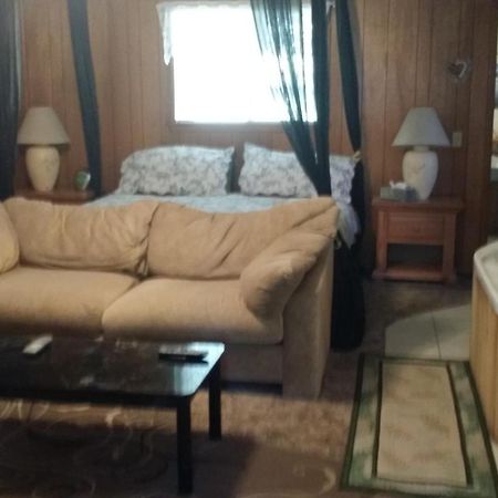 Greer Point Trails End Cabins Ruang foto