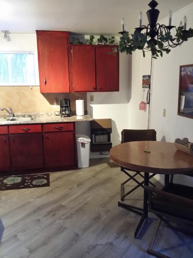 Greer Point Trails End Cabins Bagian luar foto